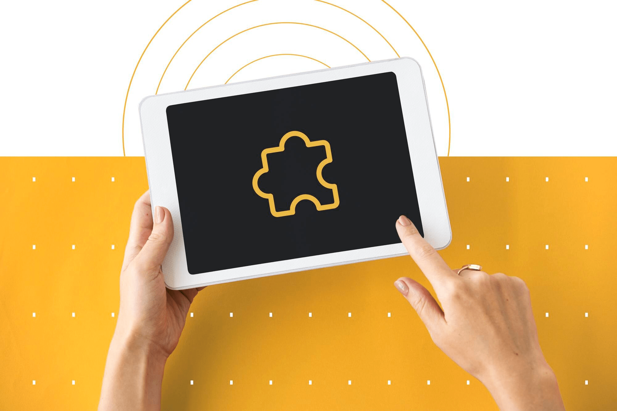 An interactive PowerPoint puzzle template symbolized via a tablet