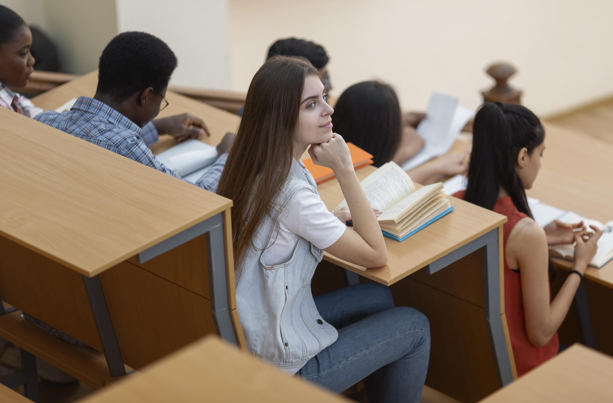 Building positive teacher-student relationships as a benefit of classroom management strategies